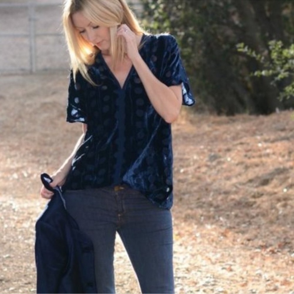 CAbi Blue Cuffed Sleeve Relaxed Blouse - Picture 2 of 7